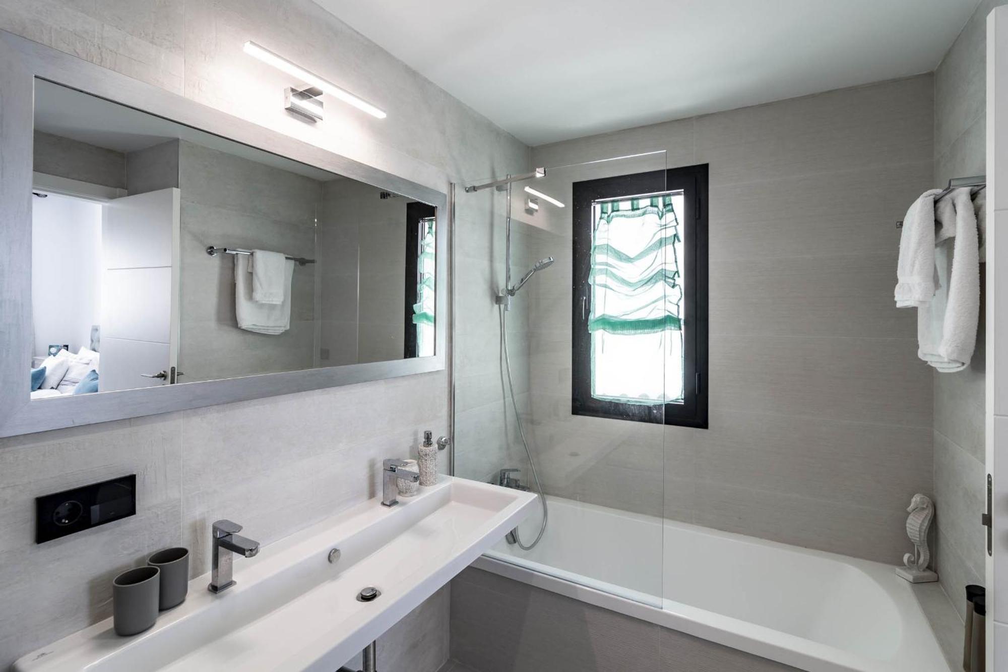 Lae23- Mirador Hills By Roomservices Appartement *